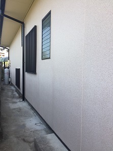 0410 岡田人士邸外壁_180410_0002.jpg