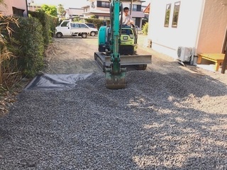 八木邸整地_200509_0003.jpg