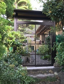 山本邸 門完成_190910_0001.jpg