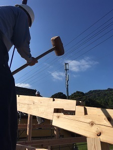 岡田邸上棟_191102_0012.jpg