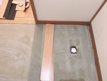 高島鏡一邸 トイレフロアタイル_190926_0003.jpg
